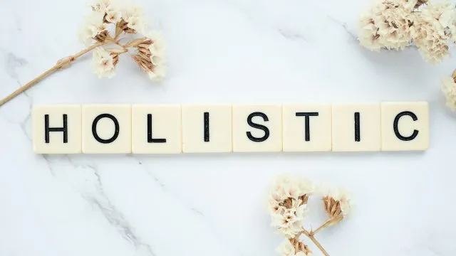 Czym jest holistyczna pielęgnacja skóry?